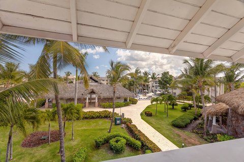 Luxury Junior Jacuzzi Suite - View