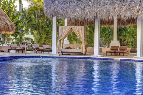 Diamond Club Pool
