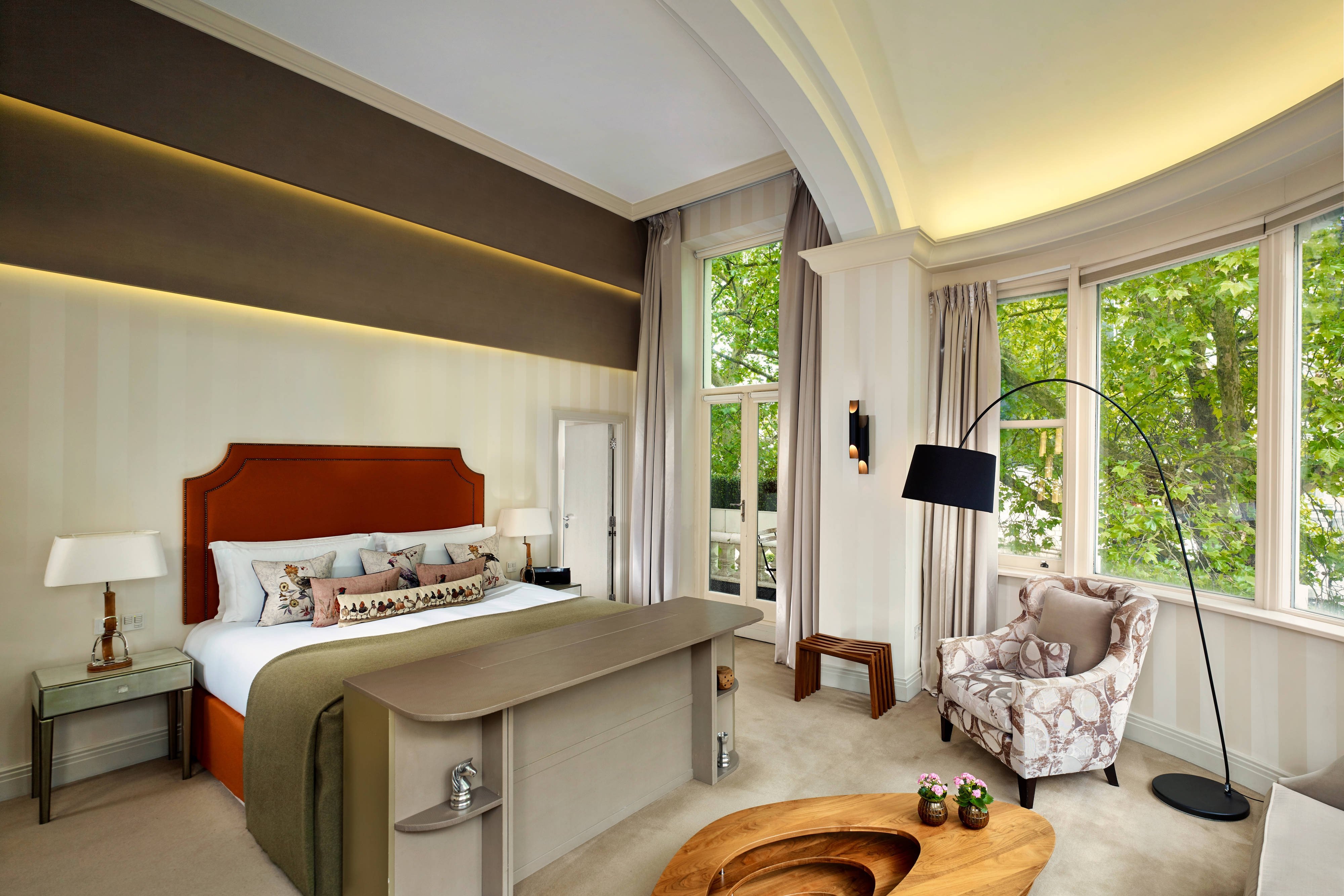 Hotel Xenia Autograph Collection-guestroom-King Suite.jpg