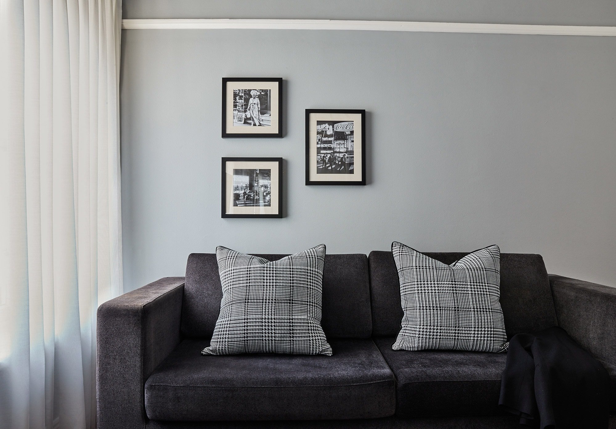 NO 9 SPRINGFIELD-guestroom-Springfield Suite Sofa.jpg