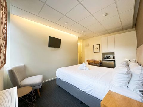 Queen Room