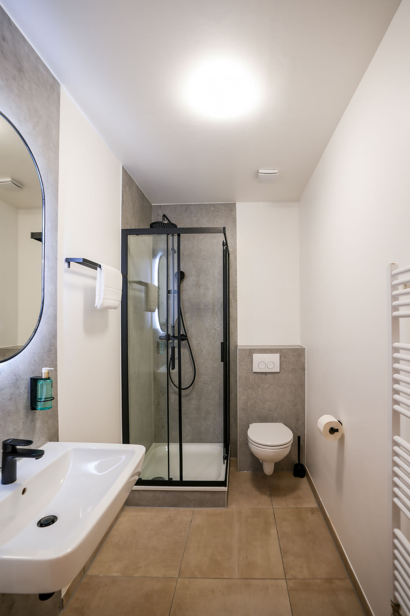 HOTEL BERGHEIM AN DER ERFT-guestroom-Bathroom.jpg