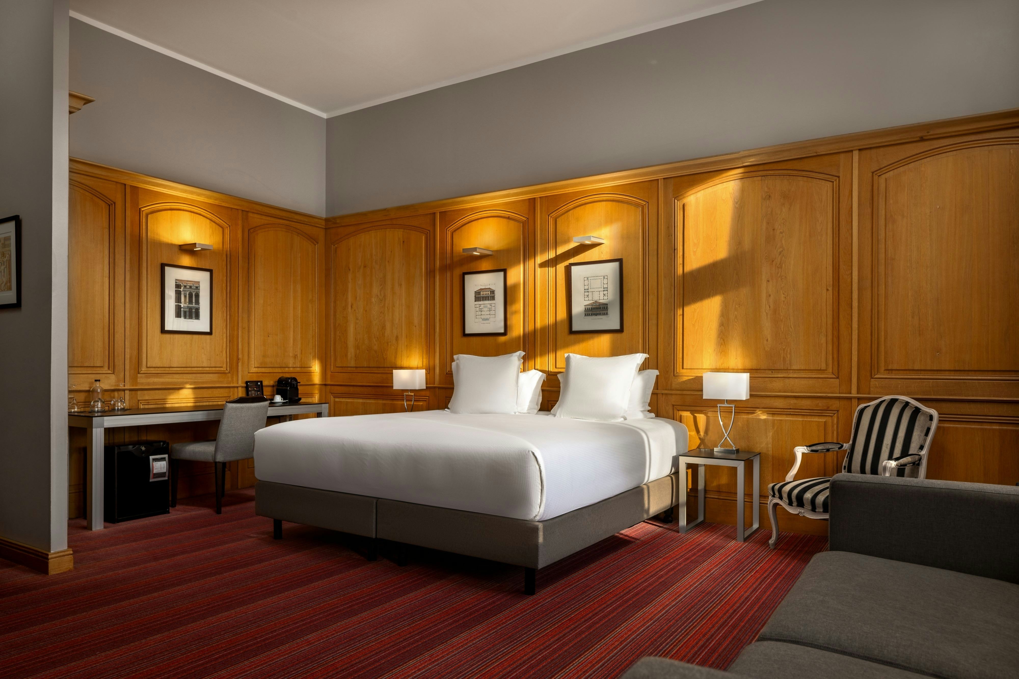 Hotel de Bourgtheroulde Autograph Collection-guestroom-King Prestige room with bath and shower.jpg