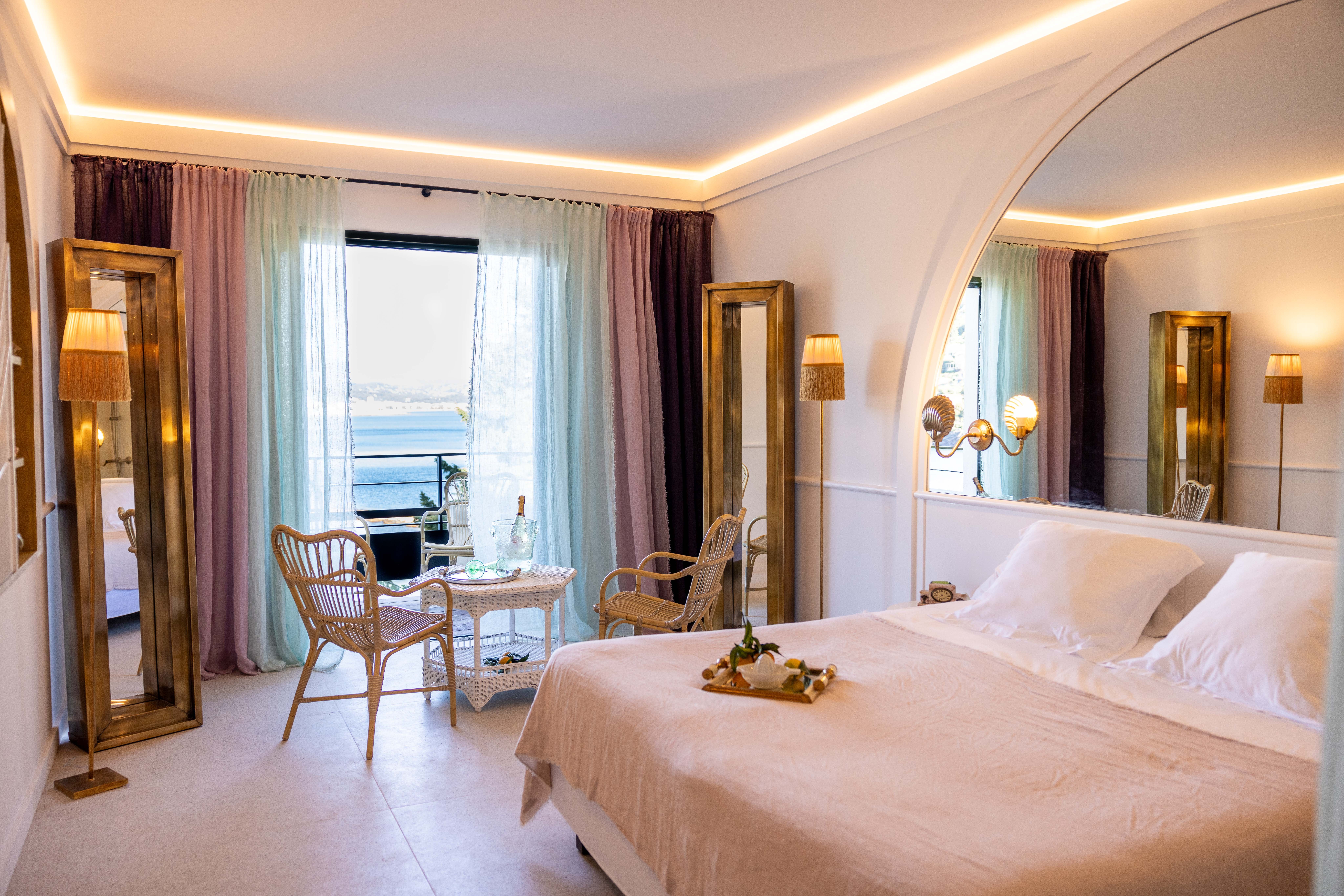 Chateau de Theoule-guestroom-Deluxe Room.jpg