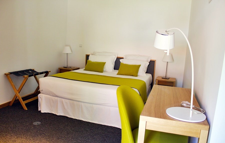 LOUSADA COUNTRY HOTEL-guestroom-114999 Guest Room.jpg