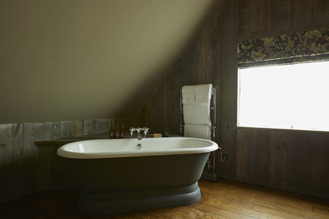 Stableyard Bath