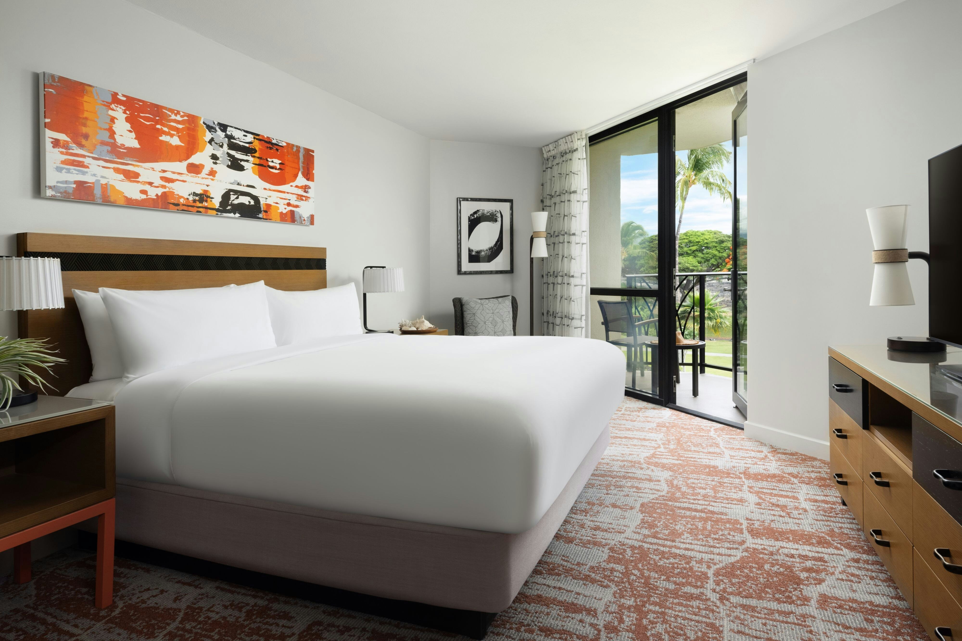 Marriotts Waikoloa Ocean Club-guestroom-Island View Suite - Master Bedroom.jpg