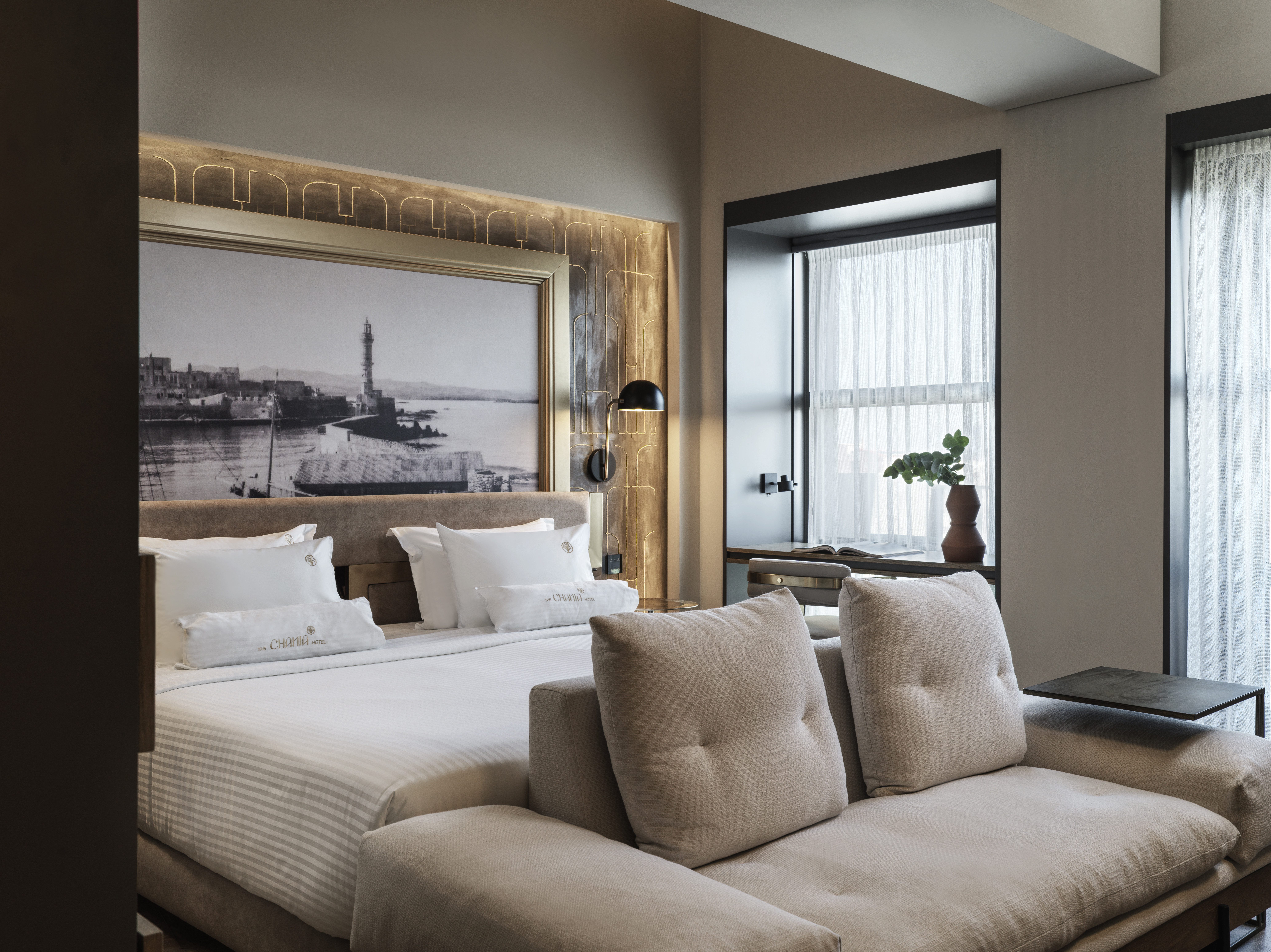 VIGNETTE COLLECTION THE CHANIA HTL-guestroom-Guest Room Suite.jpg