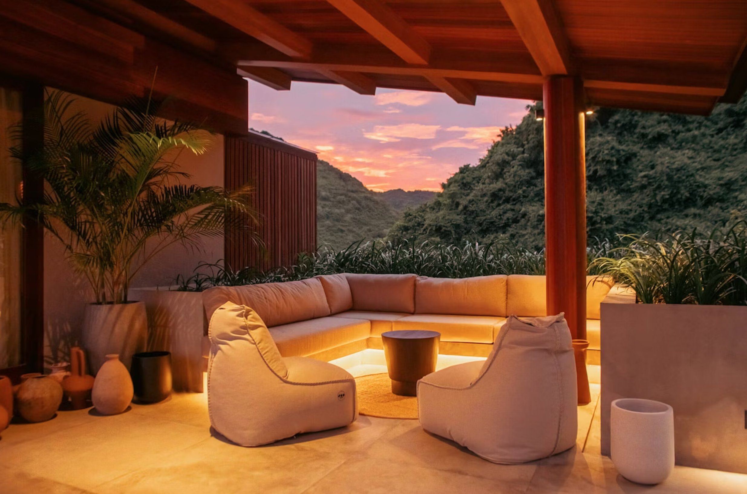 PT TAMPAH ESTATE MANAGEMENT T-guestroom-Villa GEM Balcony Sitting Area.jpg