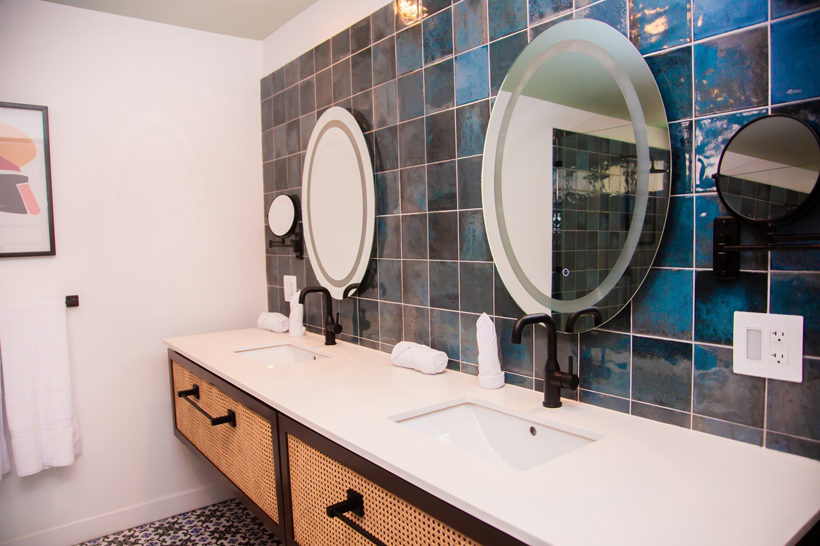 VOCO LAKE NICARAGUA BY IHG-guestroom-Guest Bathroom.jpg