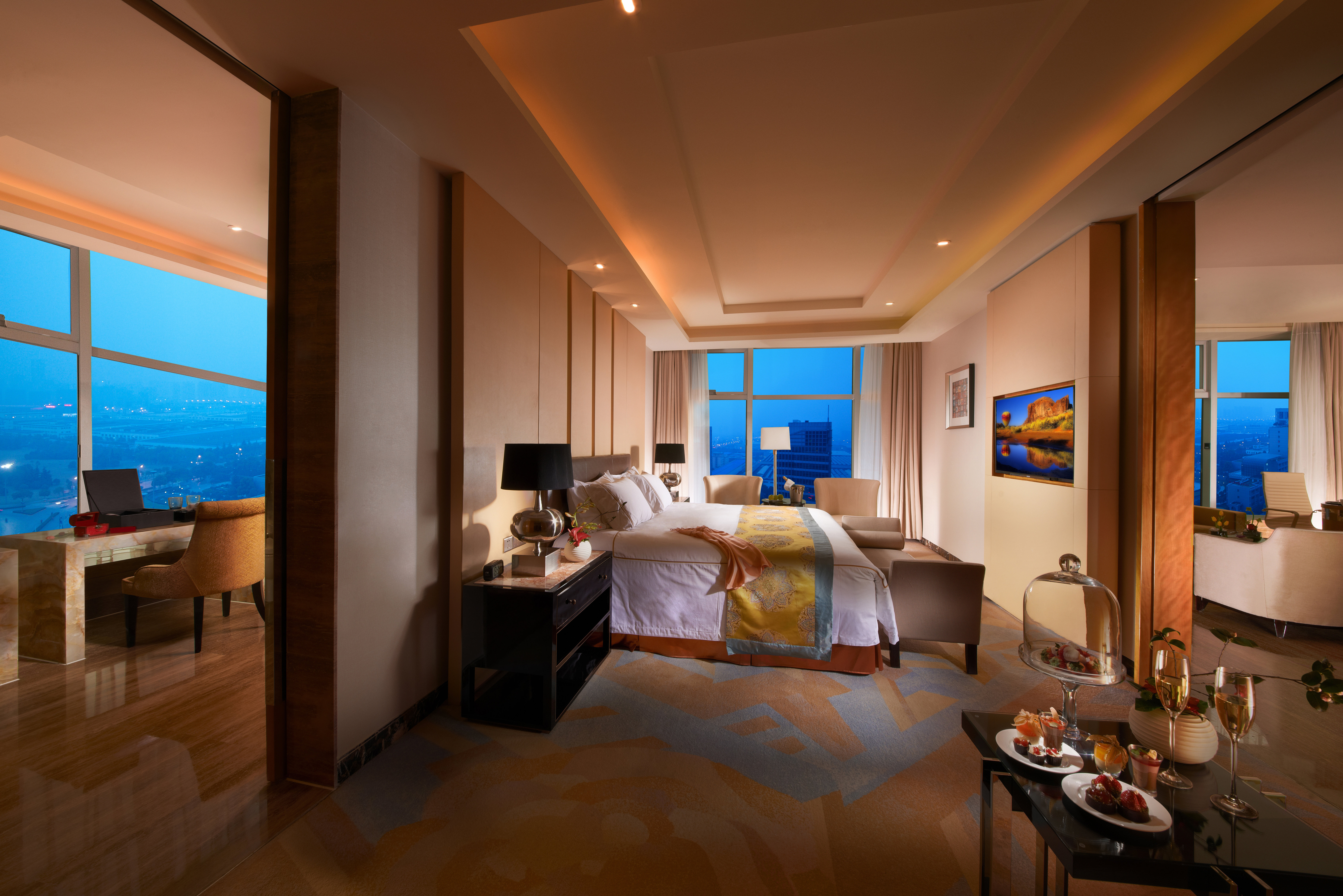 GRAND PARKRAY HOTEL HANGZHOU-guestroom-superior suite.jpg
