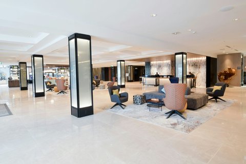 Lobby Area and Lounge Seating