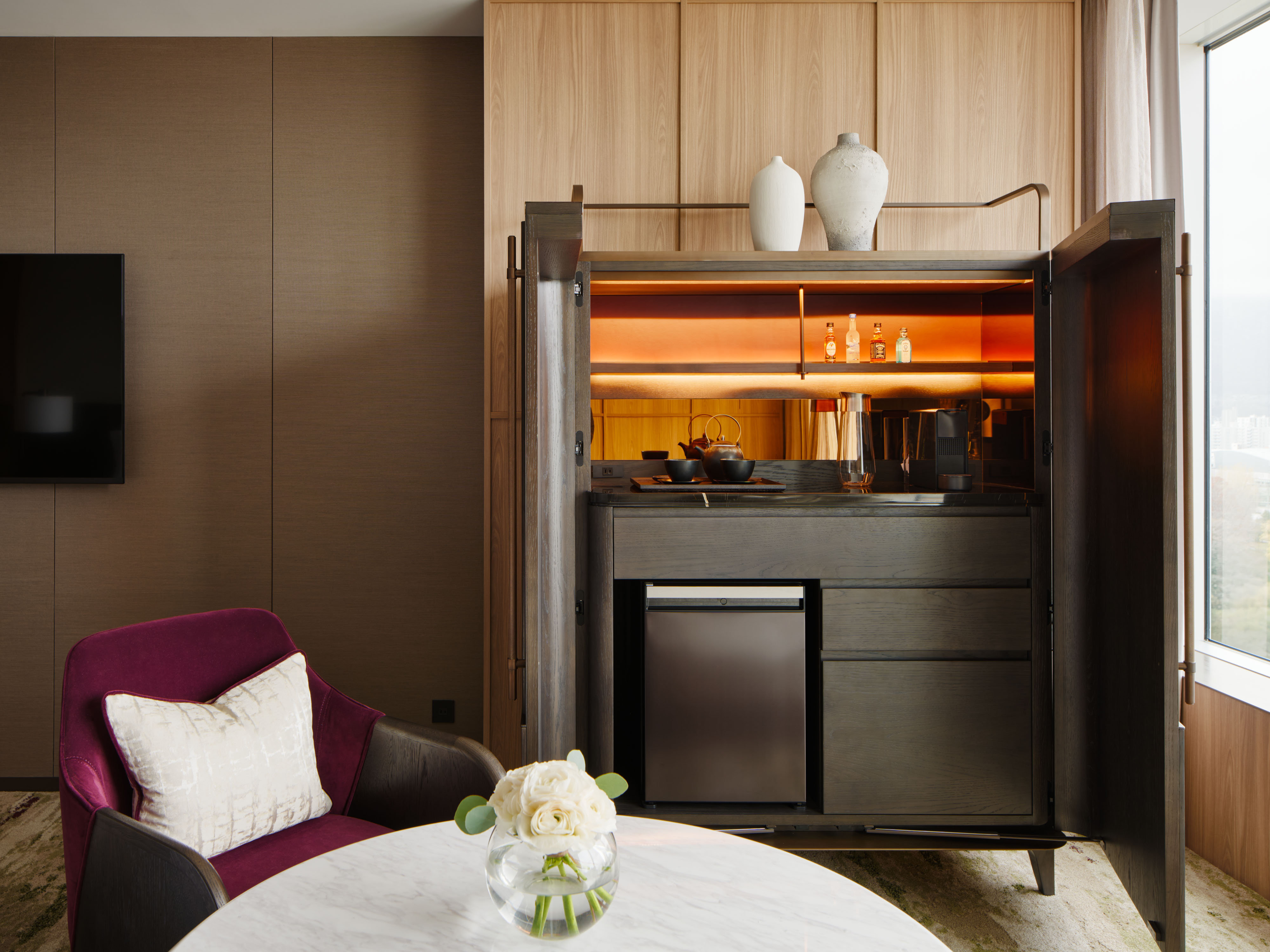 INTERCONTINENTAL SAPPORO-guestroom-Private Mini Bar.jpg