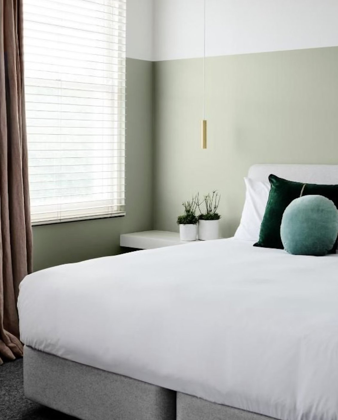 THE PRINCE HOTEL-guestroom-Deluxe Room Bed.jpg