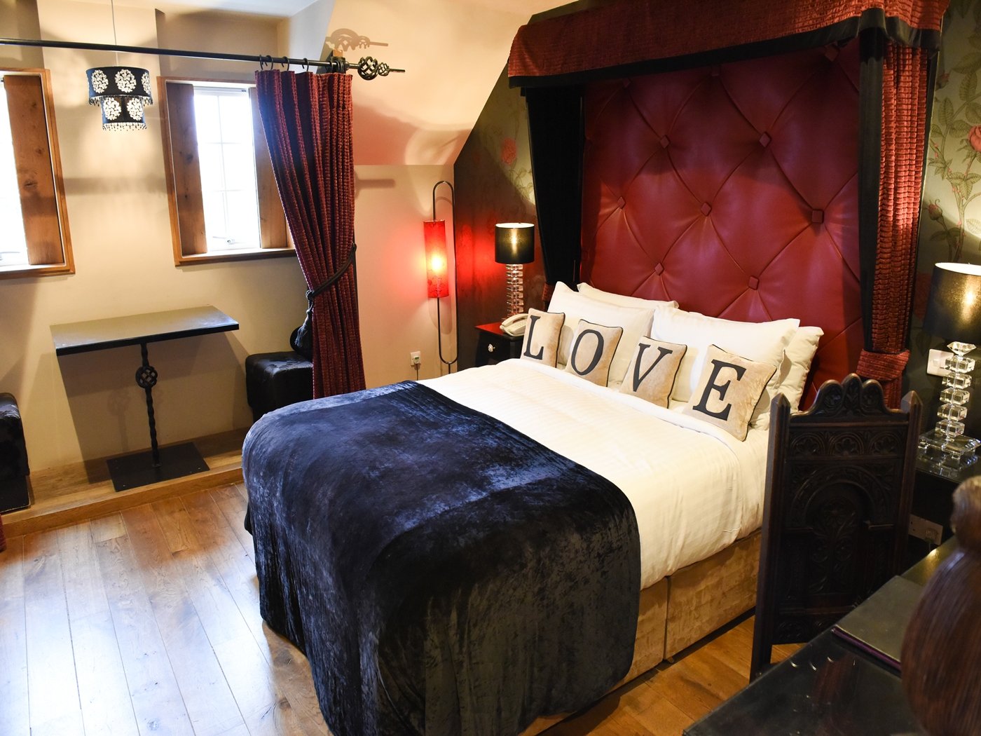 Glenskirlie Castle Hotel-guestroom-Junior Suite.jpg