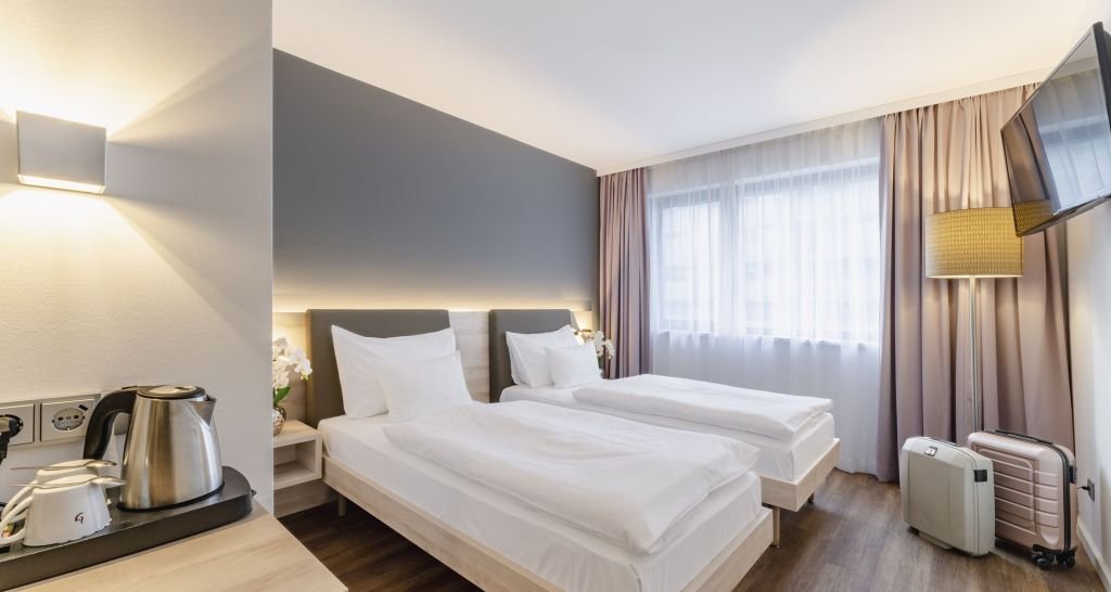 PLAZA INN WIEN GASOMETER-guestroom-Classic Twin Room.jpg