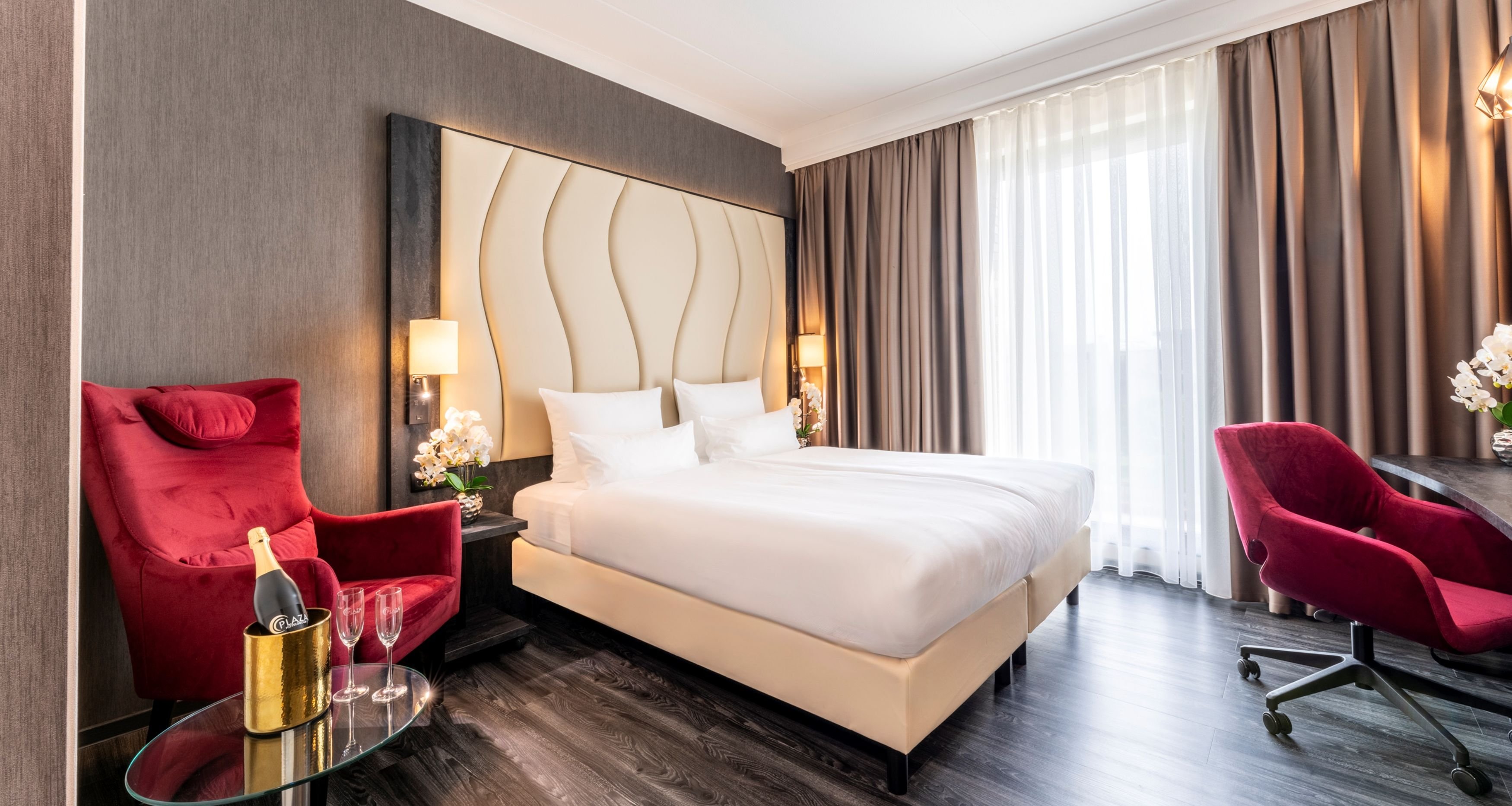 PLAZA PREMIUM GRAND WINSTON RIJSWIJ-guestroom-Standard Single Room.jpg