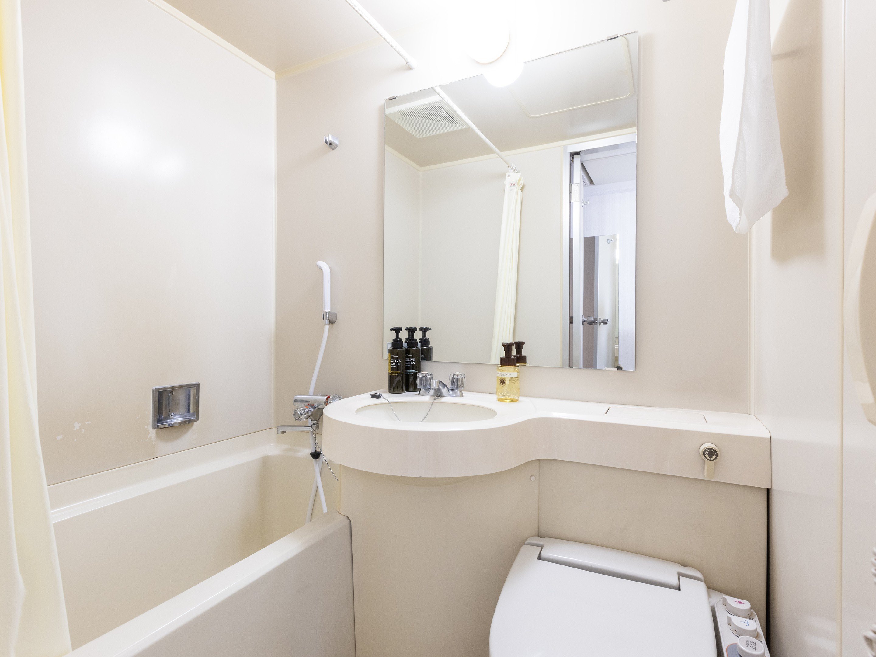 KOKO STAY Sukagawa-guestroom-Modular Bathroom.jpg