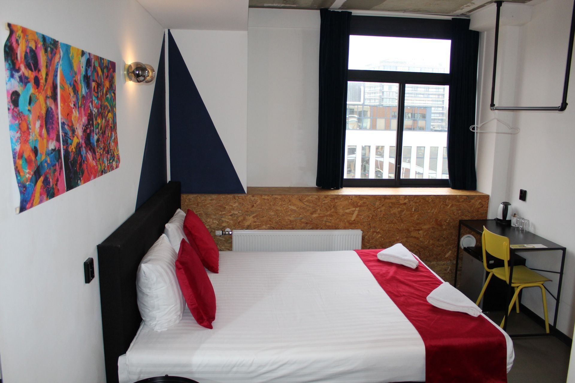 URBAN HOTEL THE GOLDEN STORK-guestroom-Double Room.jpg