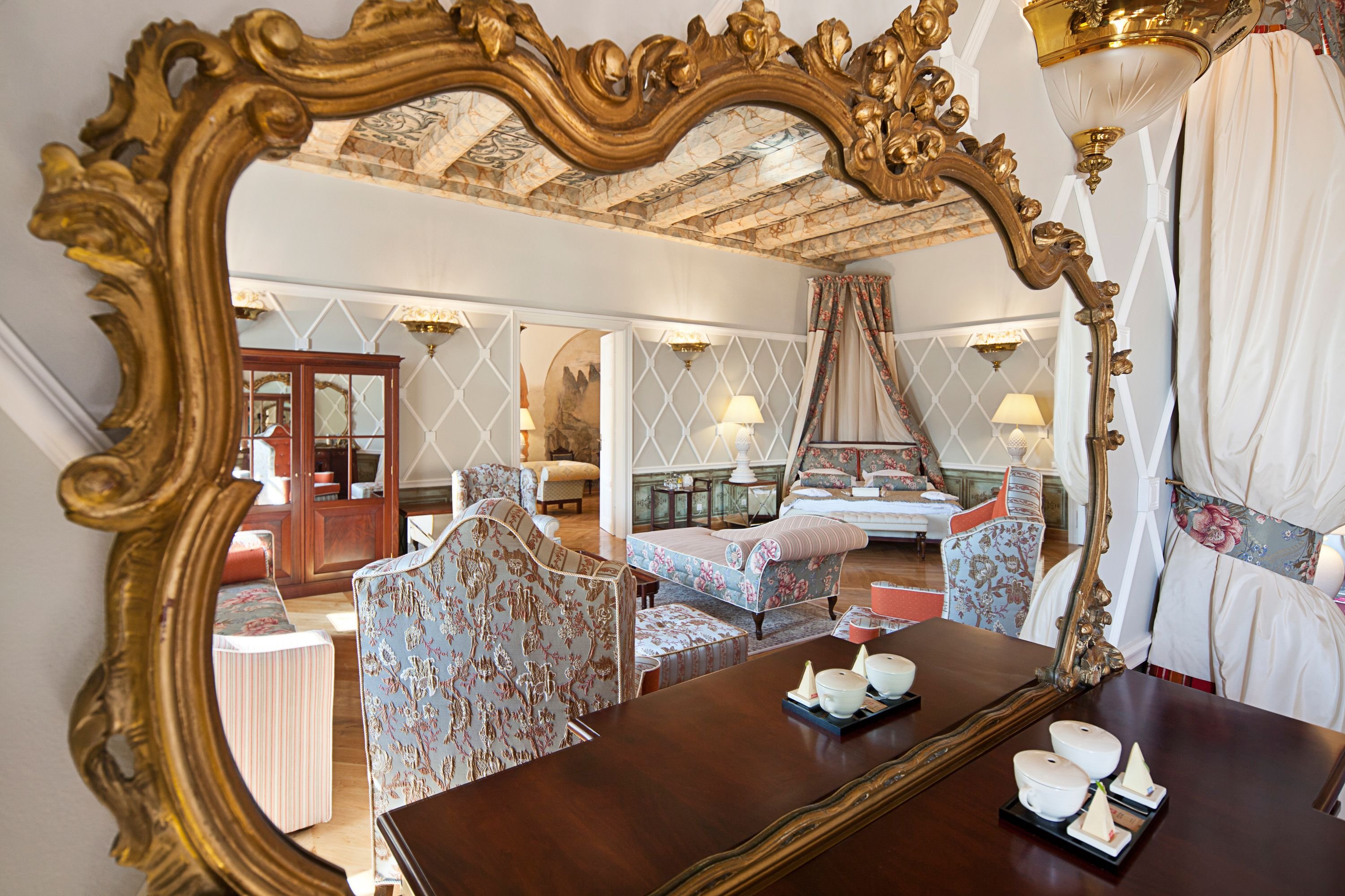THE BONEROWSKI PALACE-guestroom-Lux Suite Market view/ balcony.jpg