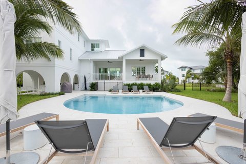 Floralee New 6BR Home and Pool
