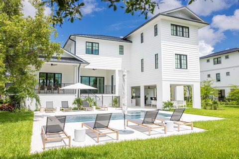 Larkshine New Luxury 8BR Villa