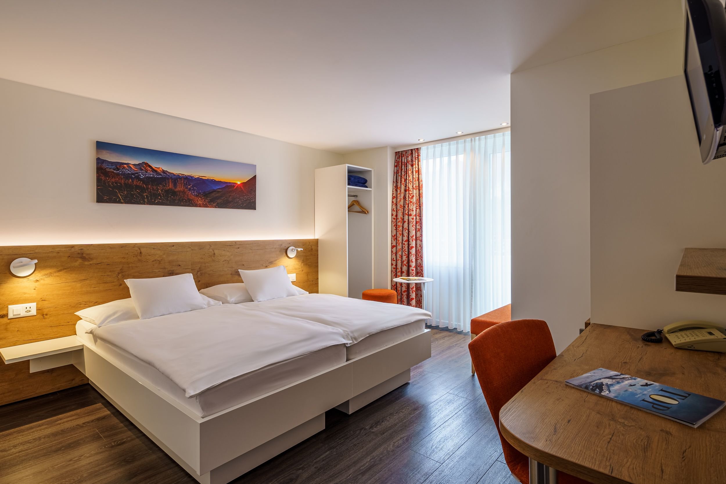 HOTEL BERNERHOF-guestroom-Superior twin or double room.jpg