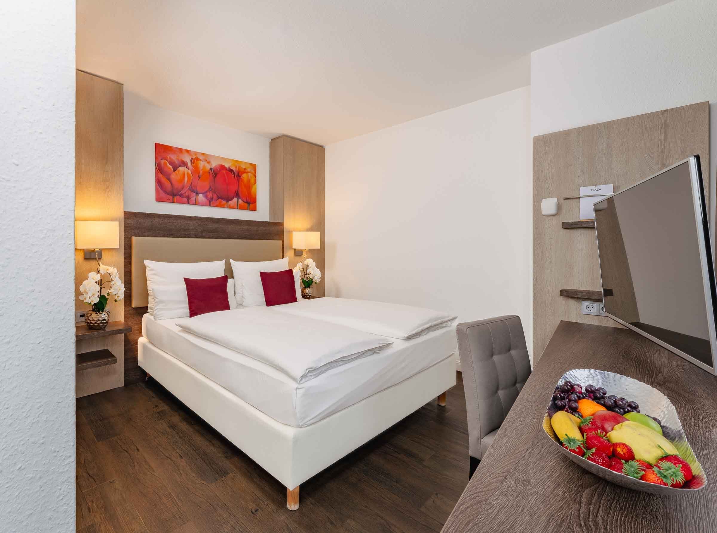 PLAZA INN KARLSRUHE NORD-guestroom-Suite.jpg