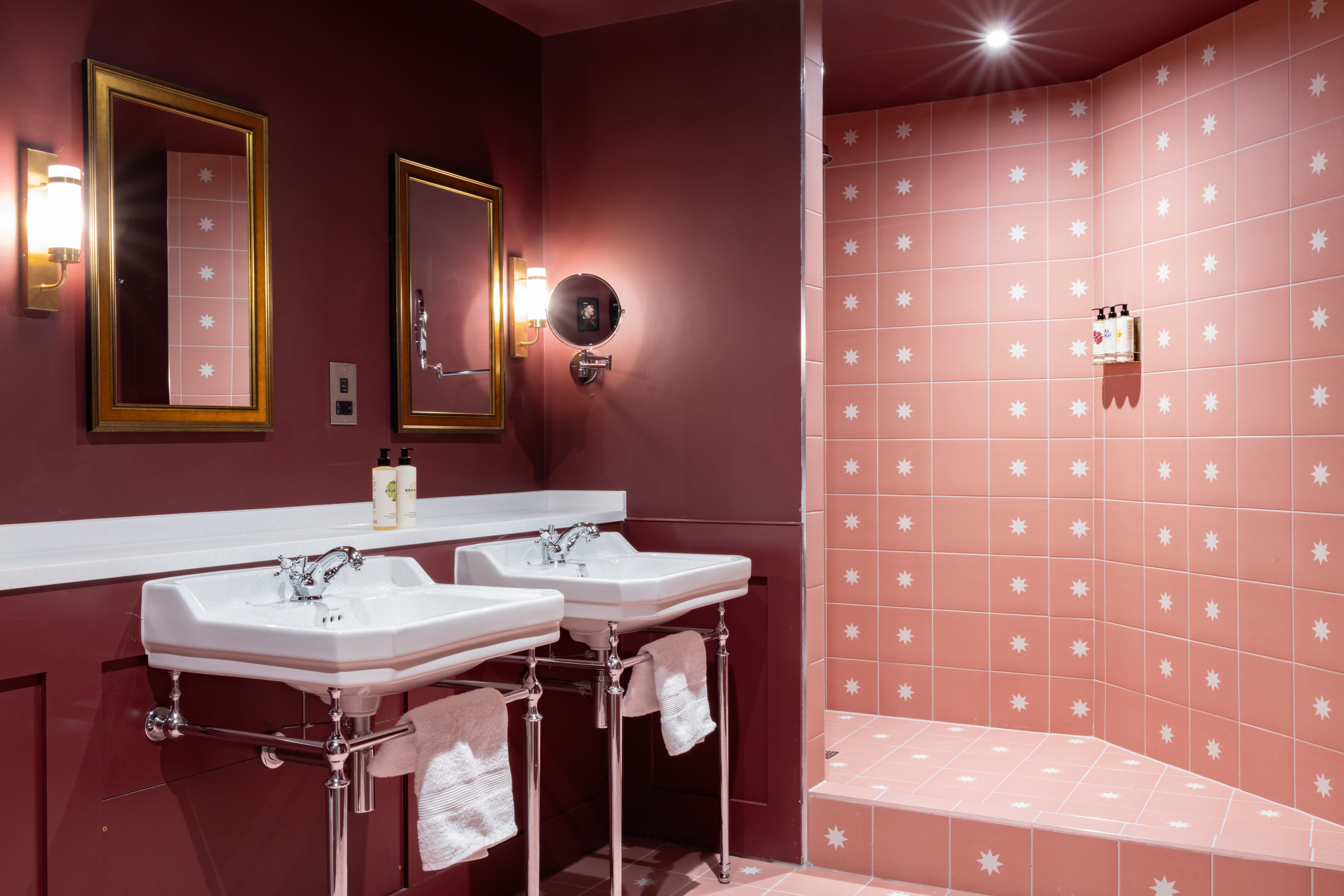 The Royal Forest-guestroom-Luxe Bathroom.jpg