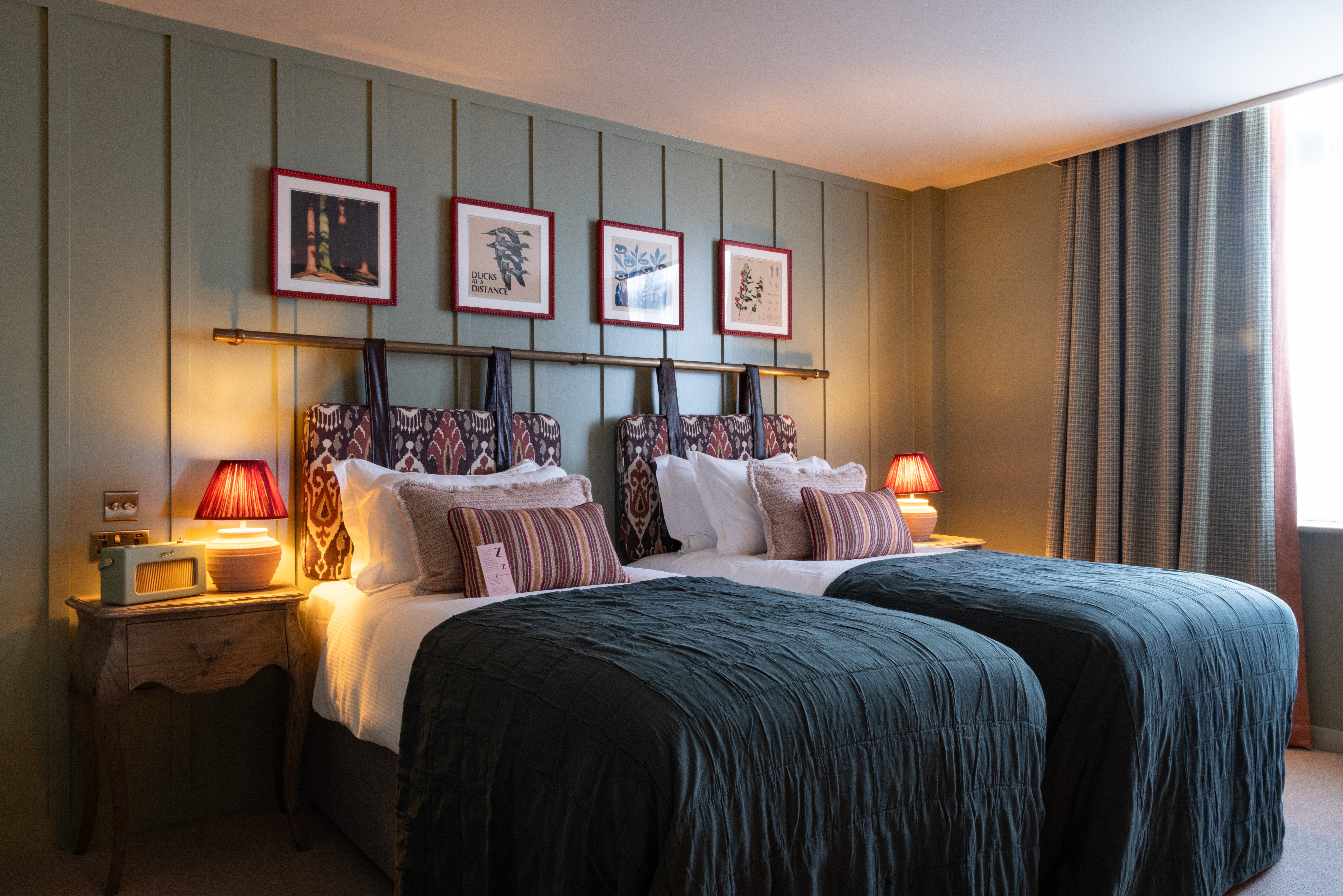 The Royal Forest-guestroom-Twin.jpg