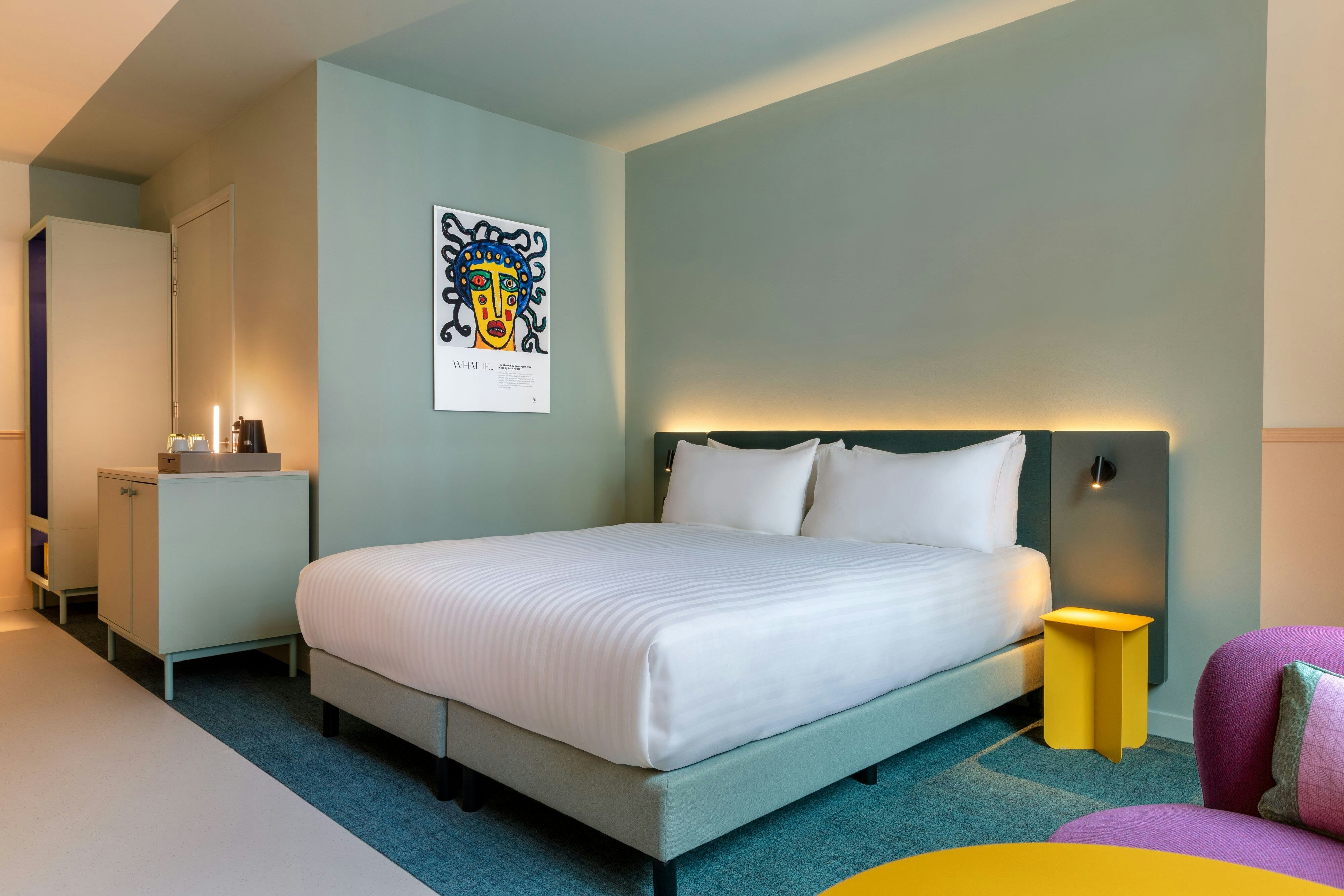 The Rebyl Nijmegen a Tribute Portfolio Hotel-guestroom-King Guest Room.jpg