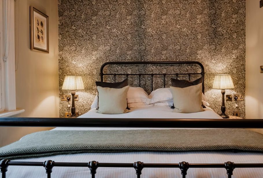 The Fishermans Haunt-guestroom-Standard Room.jpg