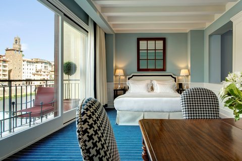 HOTEL LUNGARNO - Photo 30