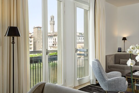 HOTEL LUNGARNO - Photo 10