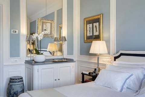 HOTEL LUNGARNO - Photo 49