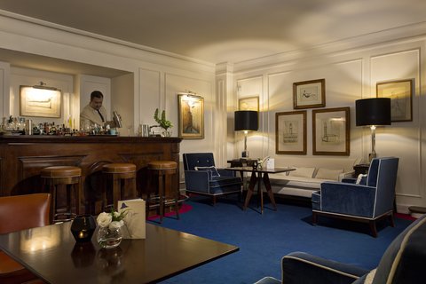 HOTEL LUNGARNO - Photo 7