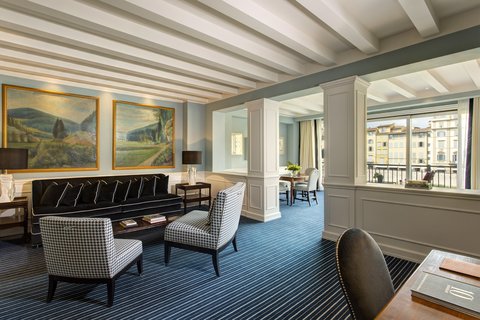 HOTEL LUNGARNO - Photo 32