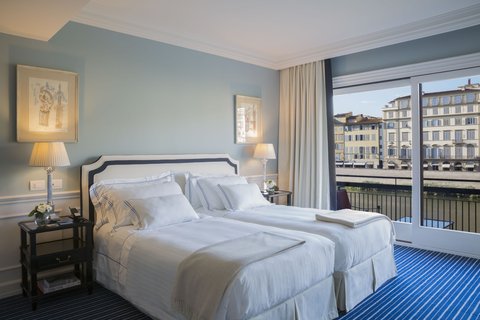 HOTEL LUNGARNO - Photo 34