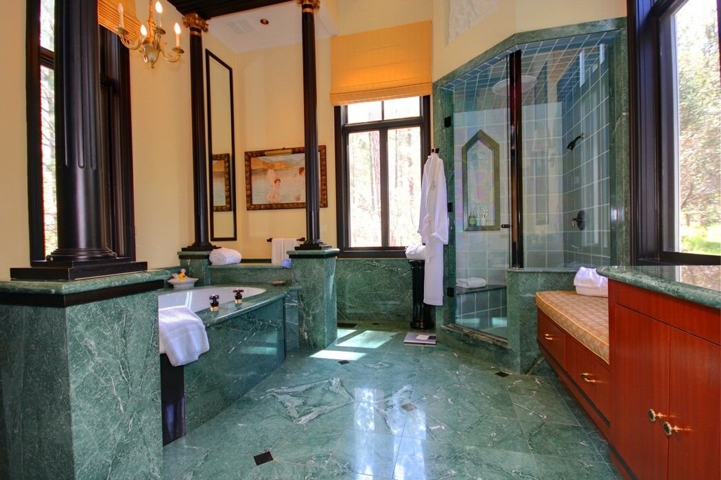 Villa Sureau Bathroom