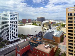  - Omni Los Angeles Hotel & California Plaza