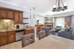  - Vino Bello Resort Napa