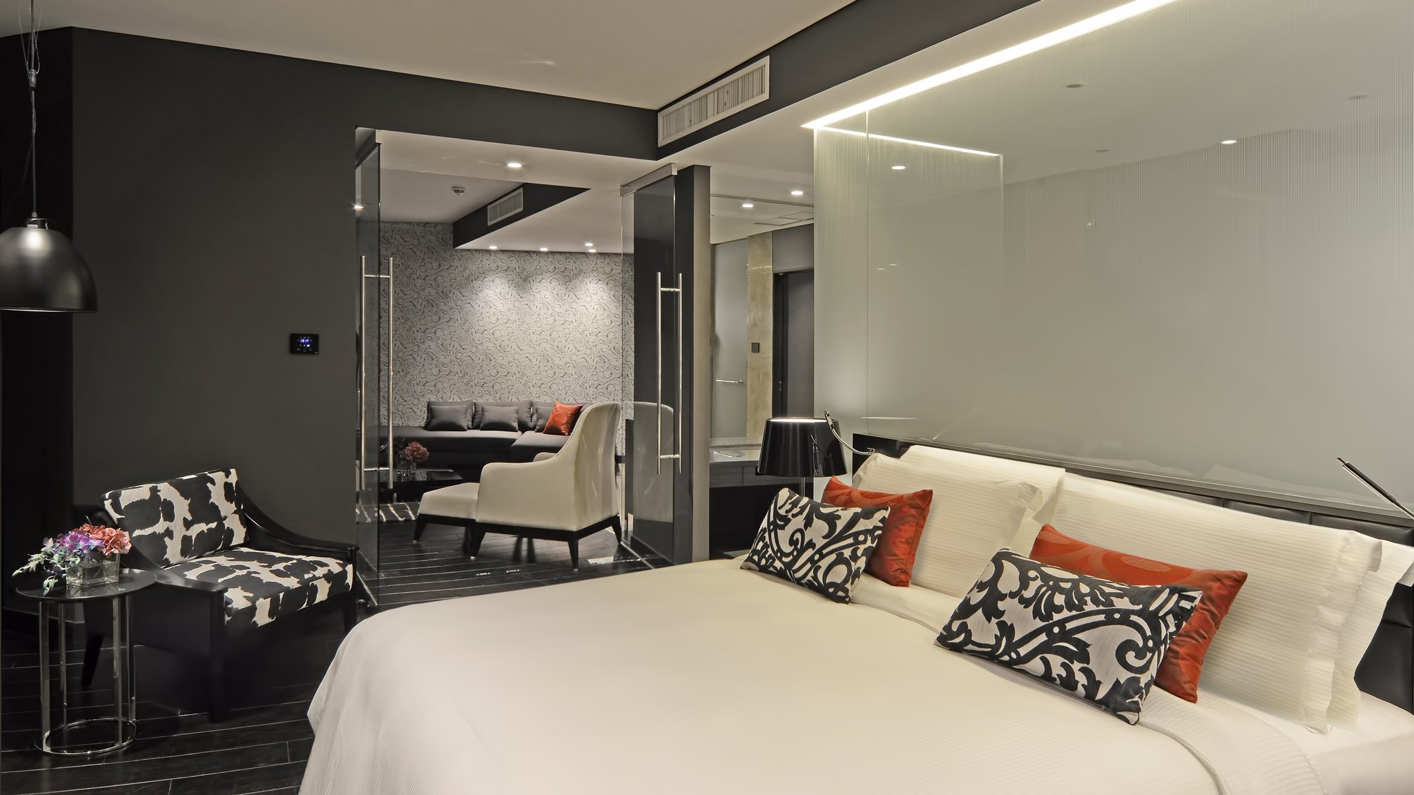 Amman Rotana-guestroom-Classic Suite.jpg