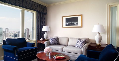 THE RITZ-CARLTON OSAKA - Photo 17