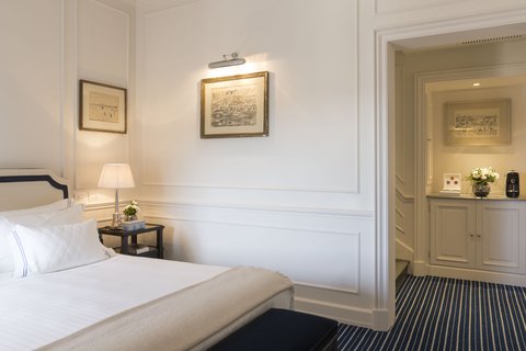 HOTEL LUNGARNO - Photo 44