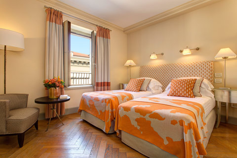 ROCCO FORTE HOTEL SAVOY - Photo 51