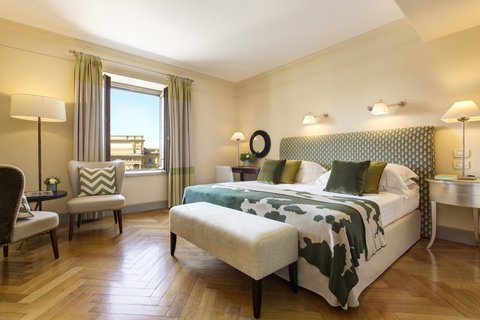 ROCCO FORTE HOTEL SAVOY - Photo 36