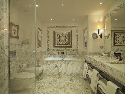 ROCCO FORTE HOTEL SAVOY - Photo 43
