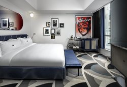  - Bisha Hotel Downtown Toronto