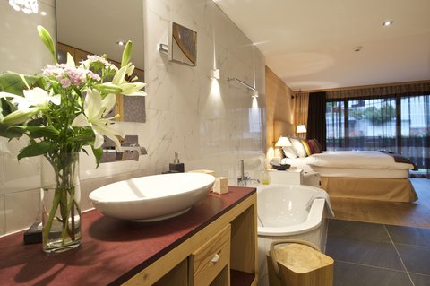 MATTERHORN LODGE HOTEL AND APPARTEM - Photo 25