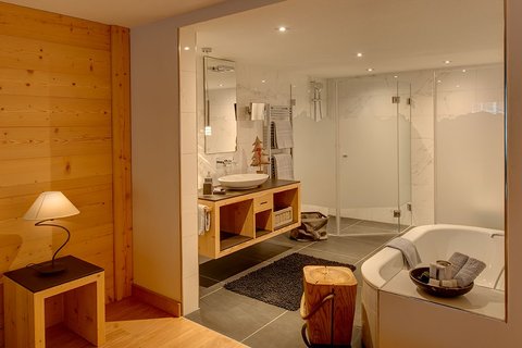 MATTERHORN LODGE HOTEL AND APPARTEM - Photo 33